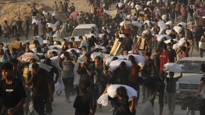 The UN announced that the Zikim Crossing has reopened after 40 days to allow aid to reach Gaza